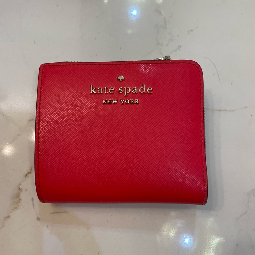 Red wallet